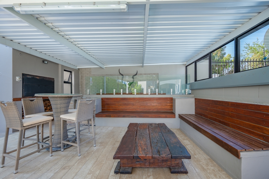 4 Bedroom Property for Sale in La Concorde Western Cape